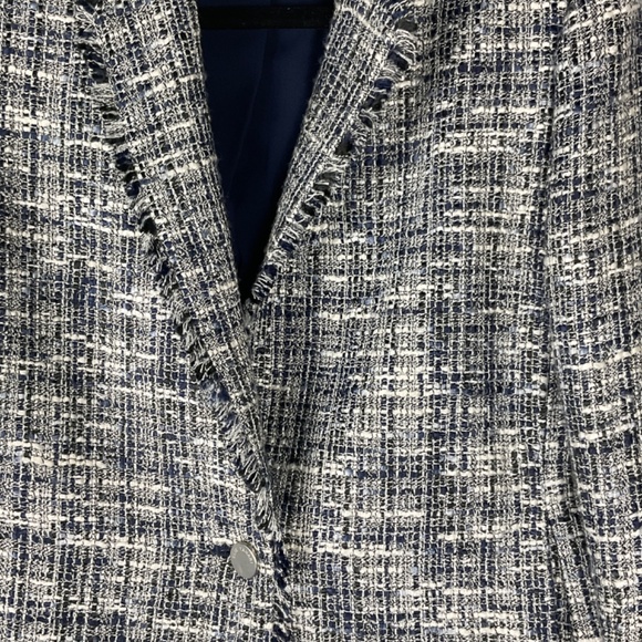 Elie Tahari Blue and White Tweed Blazer Size 2 - Picture 9 of 14